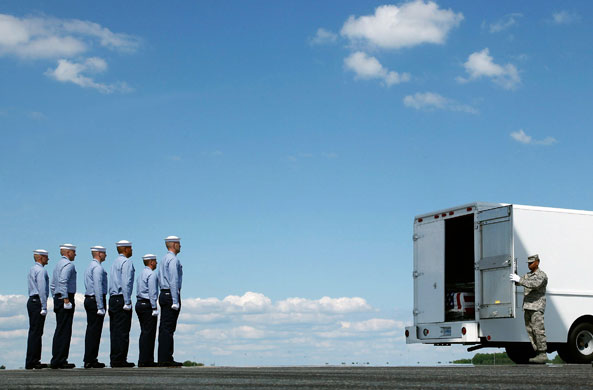 sailors-and-coffin