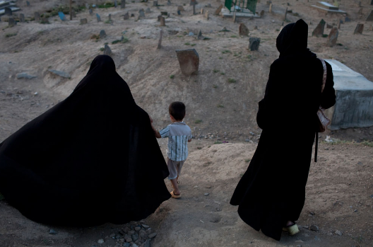 afghanis-in-kabul-cemetary