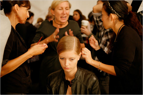 fashion-week-forlorn-model