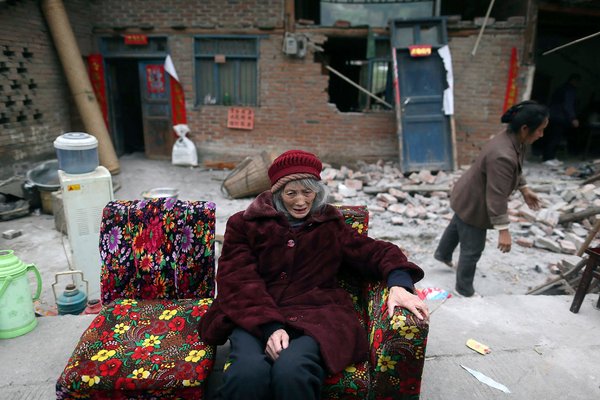 China quake elderly woman